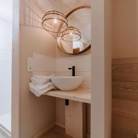 : La Dorée De La Grand Place Chimay